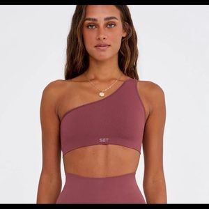 SETactive ribbed one shoulder sports bra in Canyon.